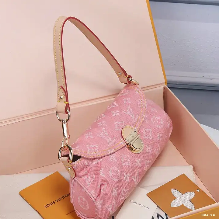 Fashionrep 2112DJ0085 LV Bags 0527